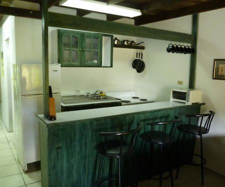 Summerland Suites Bon Accord Village Buitenkant foto